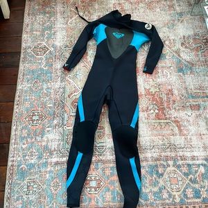 Roxy wetsuit